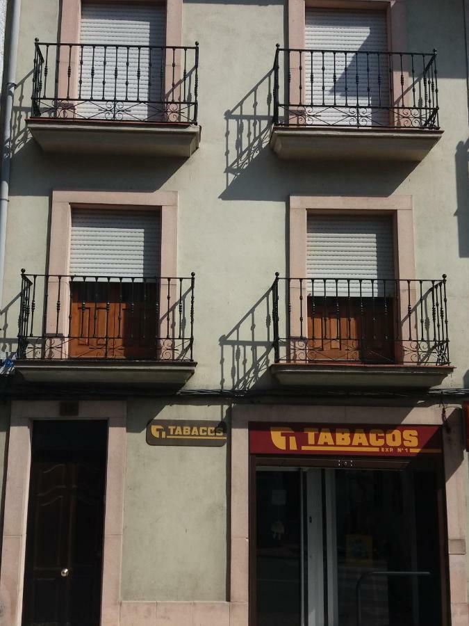 Casa El Reloj Apartment Mombeltran Bagian luar foto